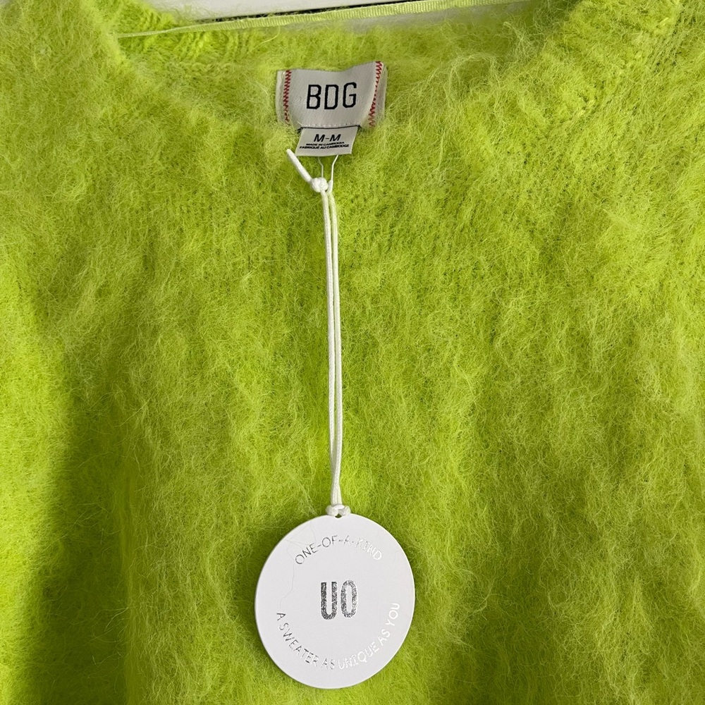 URBAN OUTFITTERS BDG Bailey brushed knit oversized pullover sweater - Lime - Picture 5 of 6